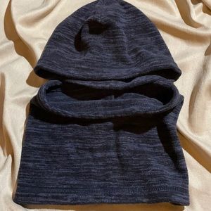 Winter hat and neck in one